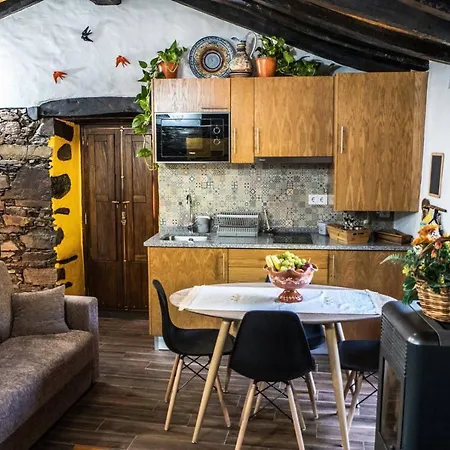 Holiday home Montanhas Do Xisto - Casa Da Eira *