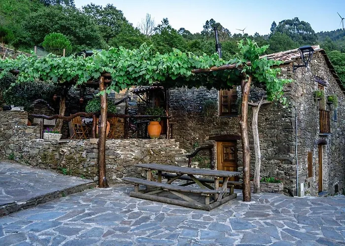Montanhas Do Xisto - Casa Da Eira * Candal (Lousa)